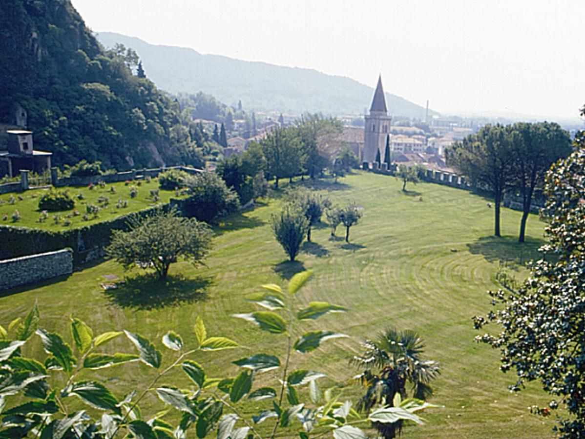 Castrum Di Serravalle Vittorio Veneto Exterior photo